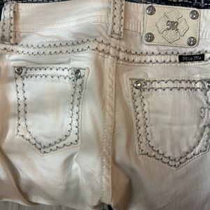 White Miss Me Cropped Jeans Size 27